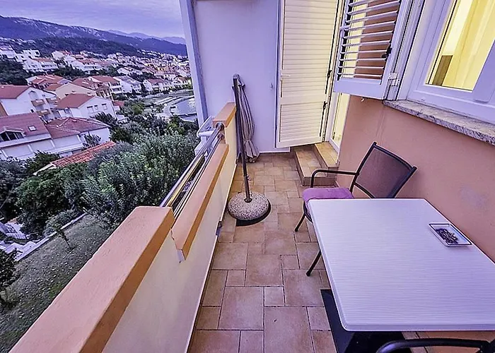 Guest house Apartments Bolero Palit