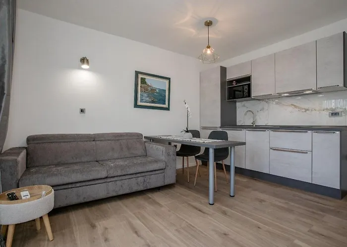 Apartments Bolero 3*