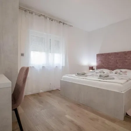 Penzion Bolero New Translation