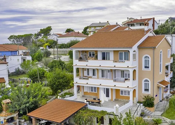 Πανσιόν Bolero 3*
